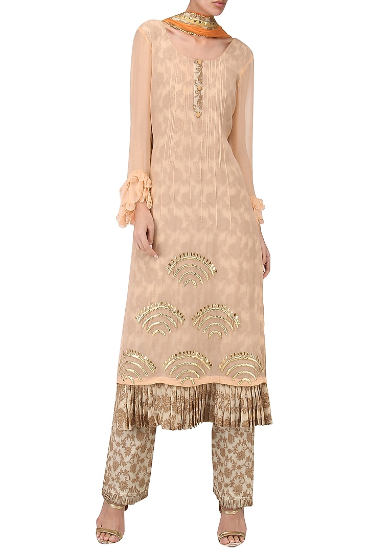 Peach gota work kurta set available only at Pernia's Pop Up Shop.