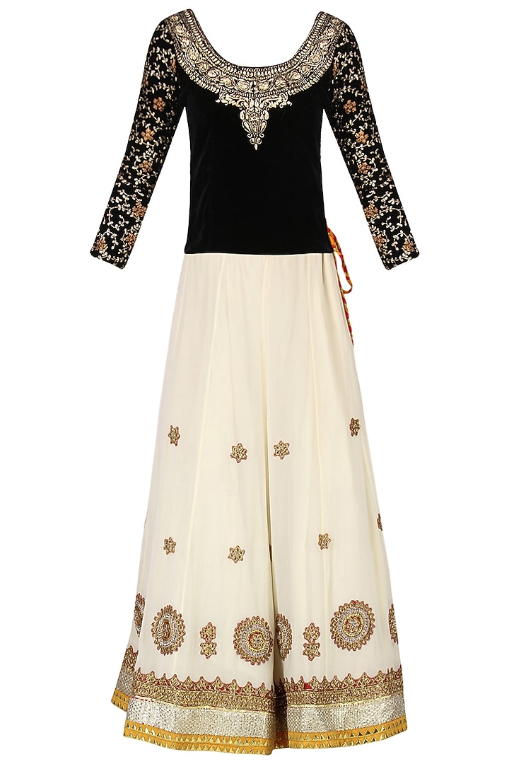 Black and White Embroidered Lehenga Set available only at Pernia's Pop Up Shop.