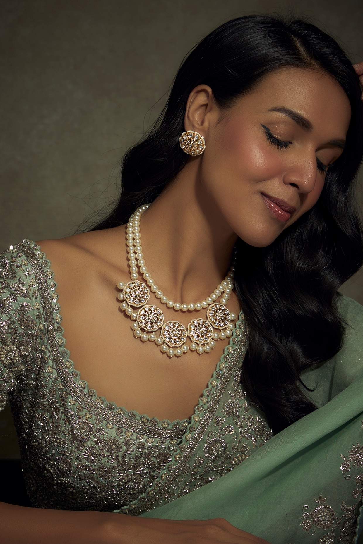 Meerakshi Layered Necklace Set – Indiatrendshop