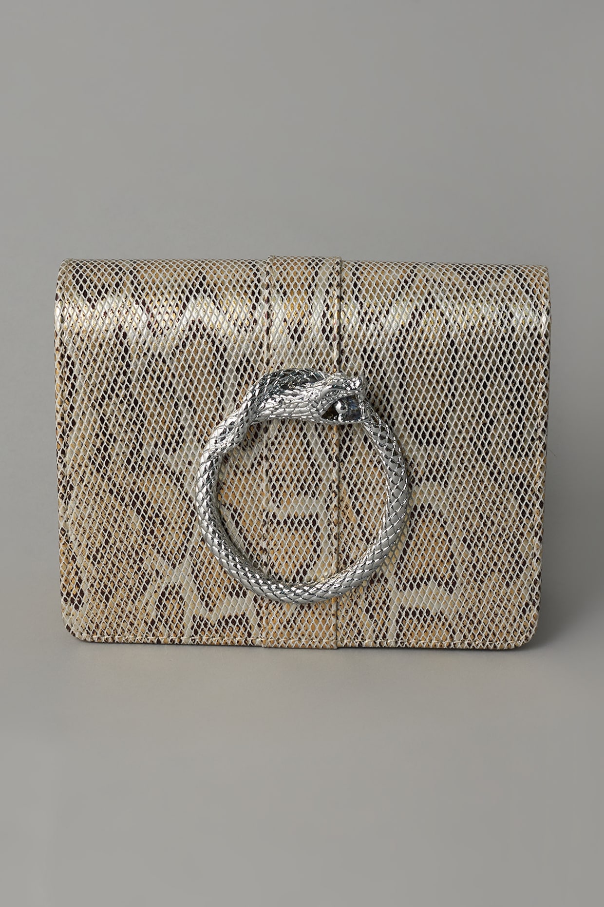 gucci silver clutch