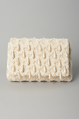 White Embroidered Clutch by BEAU MONDE