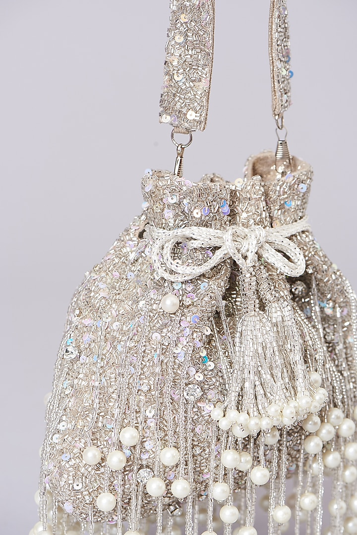 Silver Velvet Embellished Potli by BEAU MONDE at Pernia's Pop Up Shop