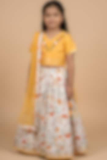 Off-White Cotton Muslin Printed Gathered Lehenga Set For Girls by Be Bonnie at Pernia's Pop Up Shop