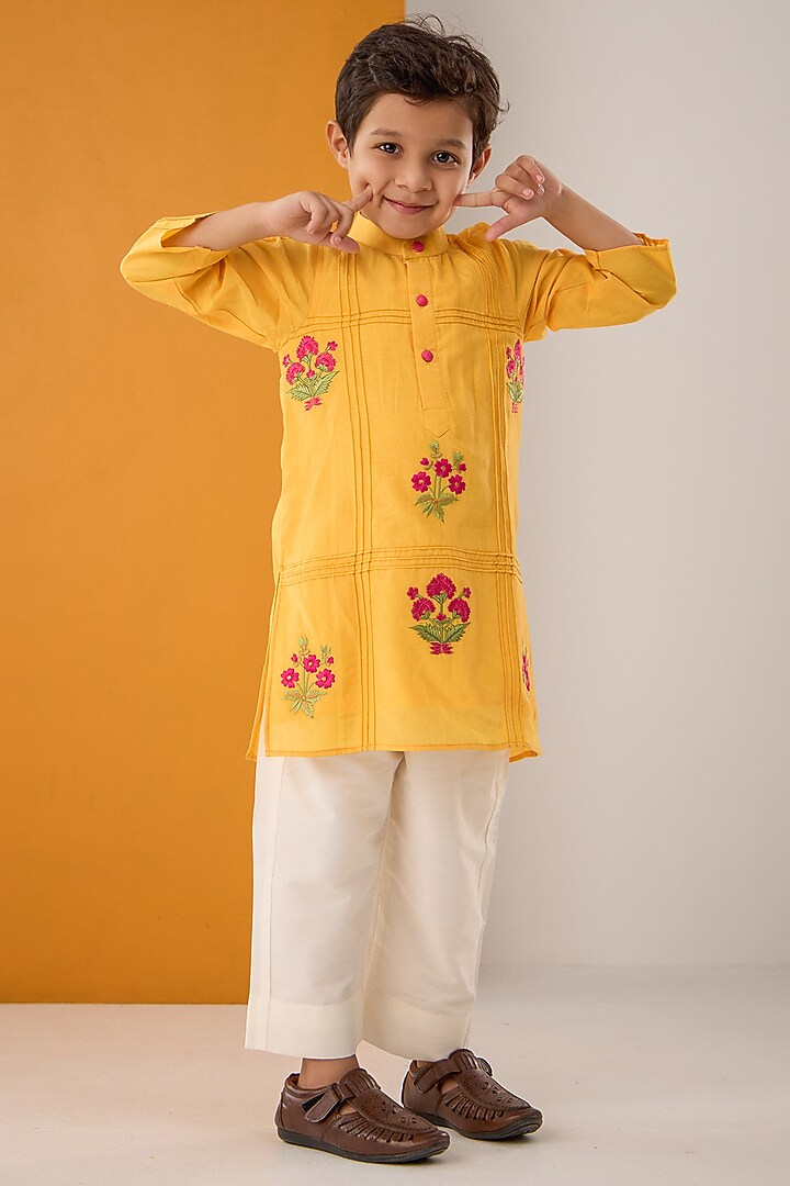 Yellow Cotton Muslin Floral Embroidered Kurta Set For Boys by Be Bonnie at Pernia's Pop Up Shop