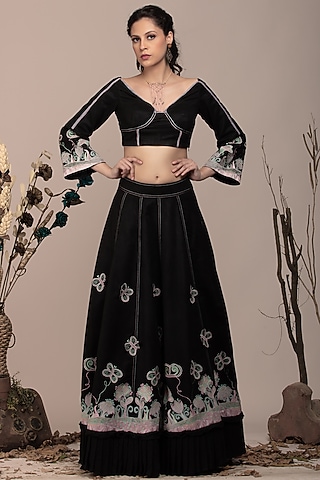 Black Suede Embroidered Lehenga Set by Beejoliyo