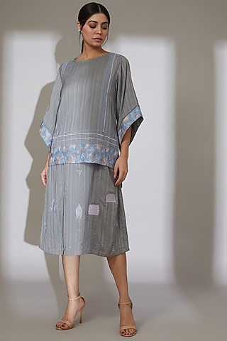 Charcoal Grey Embroidered Top by Beejoliyo