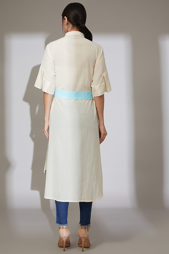 Off-White & Blue Corn Fabric Top by Beejoliyo at Pernia's Pop Up Shop