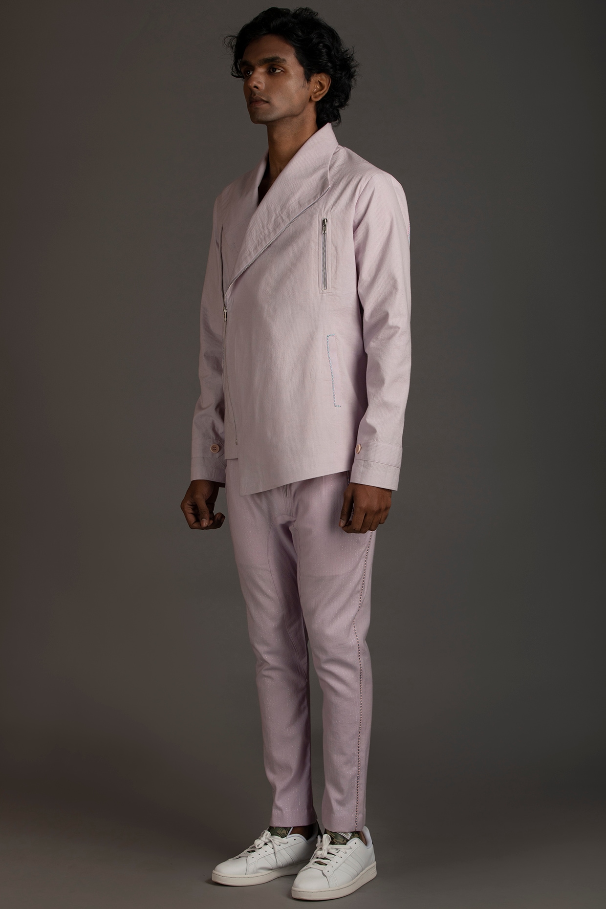 Lavender Pleated Narrow Bottom Pants Design by Beejoliyo Men at Pernia's  Pop Up Shop 2024