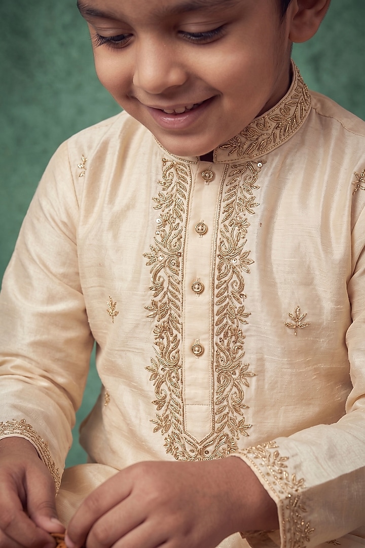 Ivory Pattu Silk Embroidered Kurta Set For Boys by Abees Kids at Pernia's Pop Up Shop