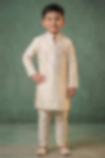 Ivory Pattu Silk Thread Embroidered Kurta Set For Boys by Abees Kids at Pernia's Pop Up Shop
