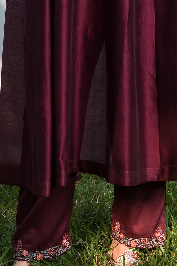Wine Embroidered Kurta Set by Beige at Pernia's Pop Up Shop