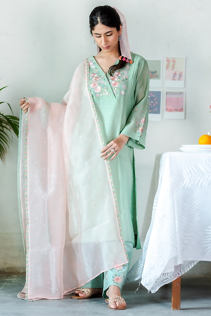 MInt Floral Kurta Set by Beige at Pernia's Pop Up Shop