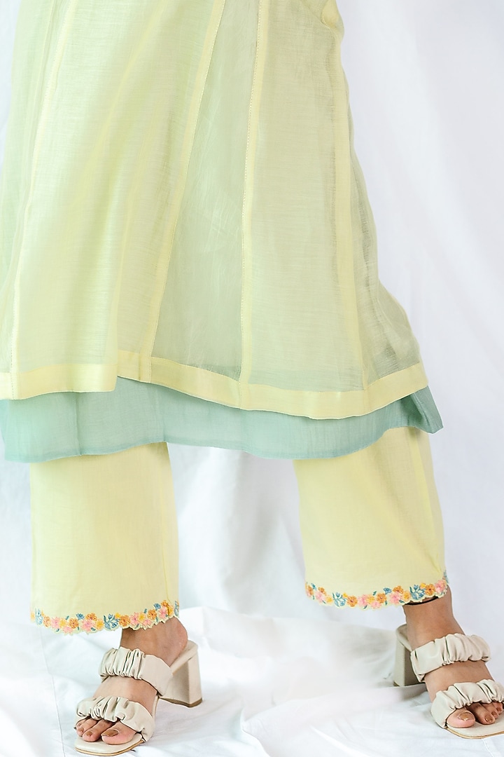 Yellow Floral Kurta Set by Beige at Pernia's Pop Up Shop