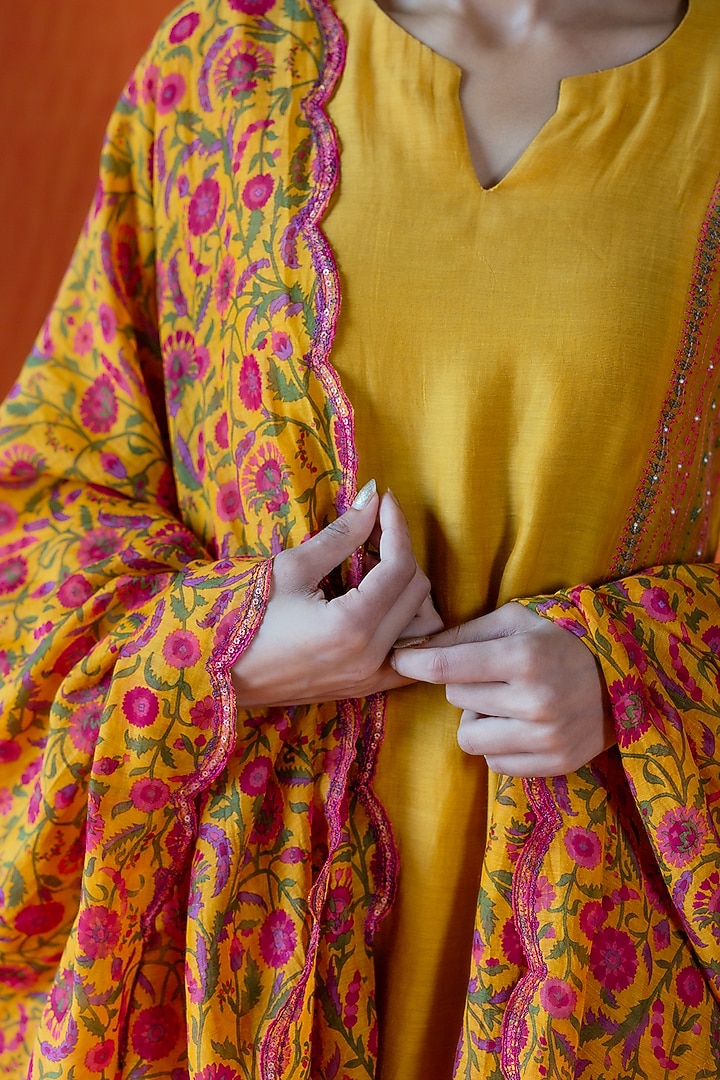 Mustard Embroidered Kurta Set by Beige at Pernia's Pop Up Shop