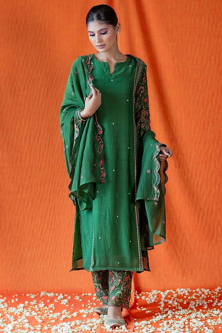 Green Chanderi Embroidered Kurta Set by Beige