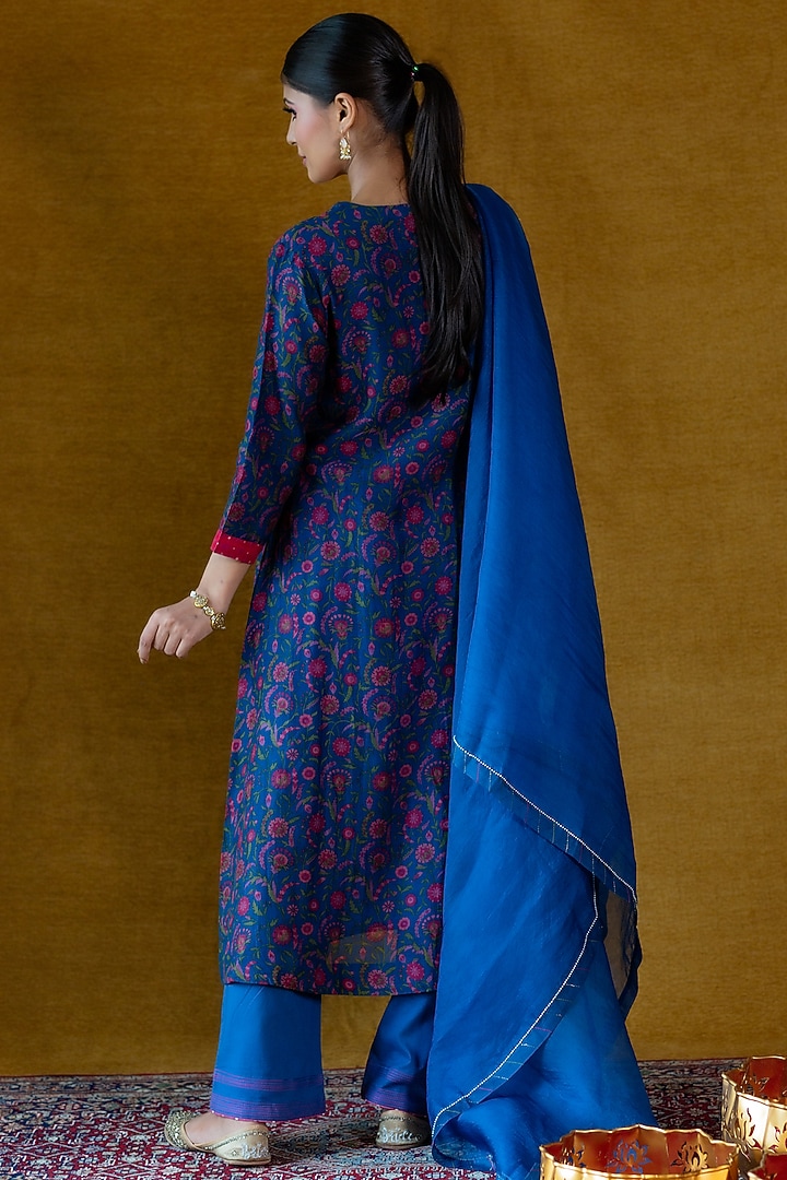 Blue & Pink Printed Kurta Set by Beige at Pernia's Pop Up Shop