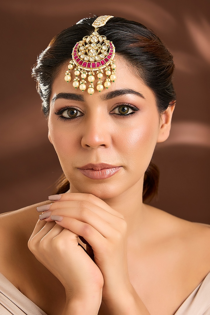 Gold Finish Ruby & White Kundan Polki Maangtikka by Belsi'S Jewellery at Pernia's Pop Up Shop