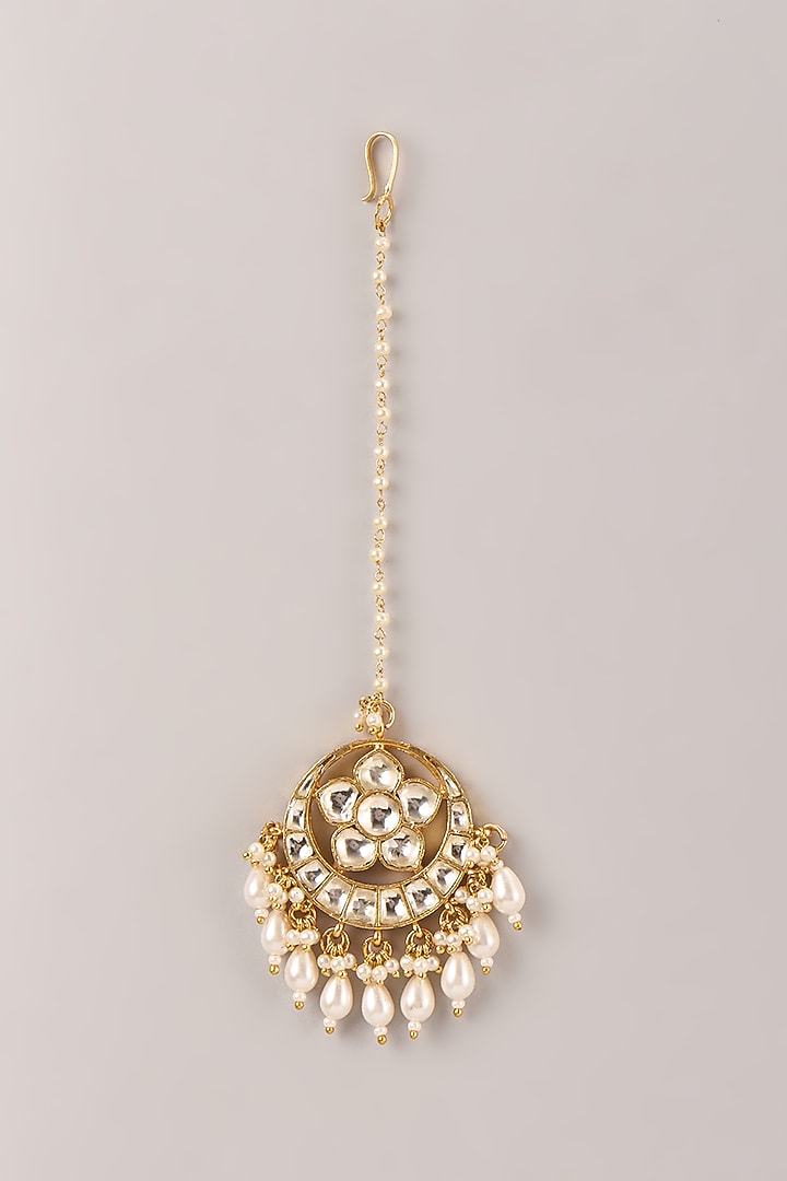 Gold Finish Kundan Polki & Crescent Motif Maangtikka by Belsi'S Jewellery at Pernia's Pop Up Shop
