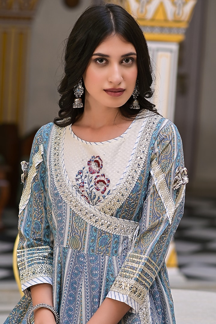 Blue Embroidered Angrakha Kurta Set by Bairaas at Pernia's Pop Up Shop