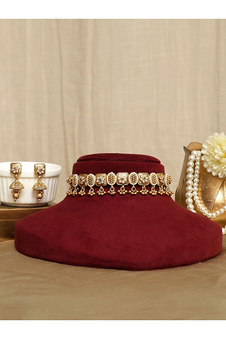 Gold Finish Kundan Polki Choker Necklace Set by Beryachi at Pernia's Pop Up Shop