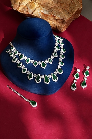 White Finish Diamond & Green Crystal Necklace Set by Beryachi