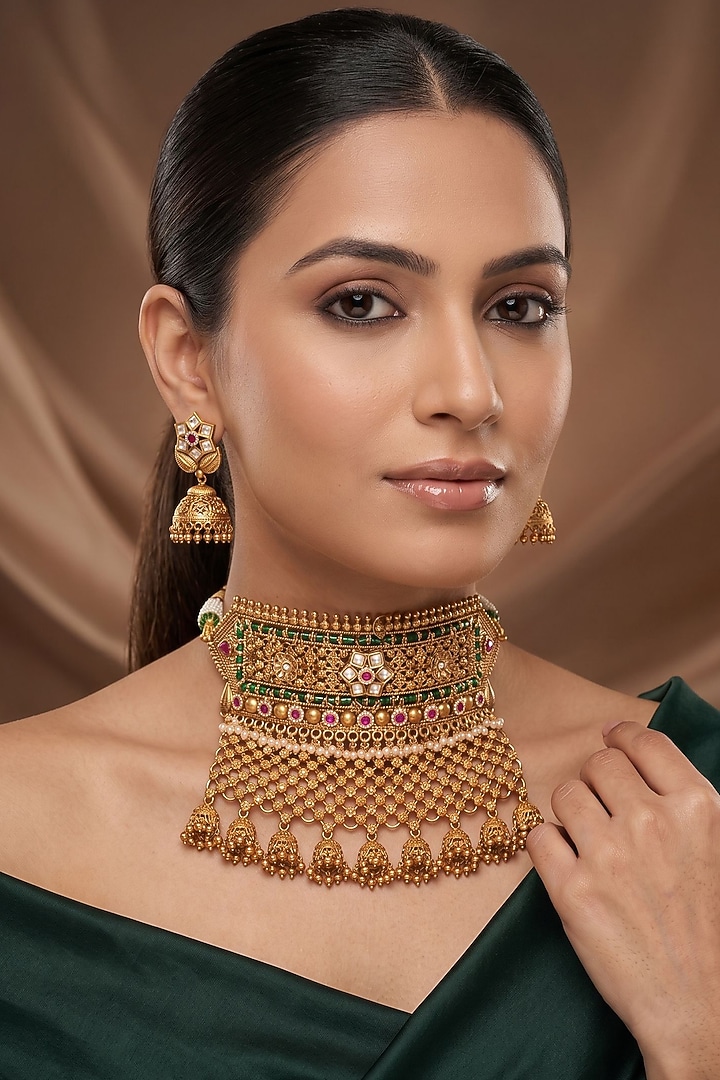 Gold Finish Moissanite Kundan Polki Choker Necklace Set by Beryachi at Pernia's Pop Up Shop