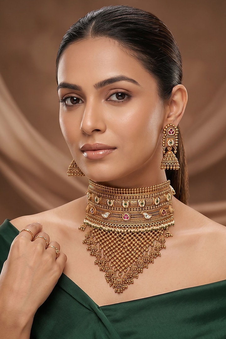 Gold Finish Moissanite Kundan Polki Choker Necklace Set by Beryachi at Pernia's Pop Up Shop