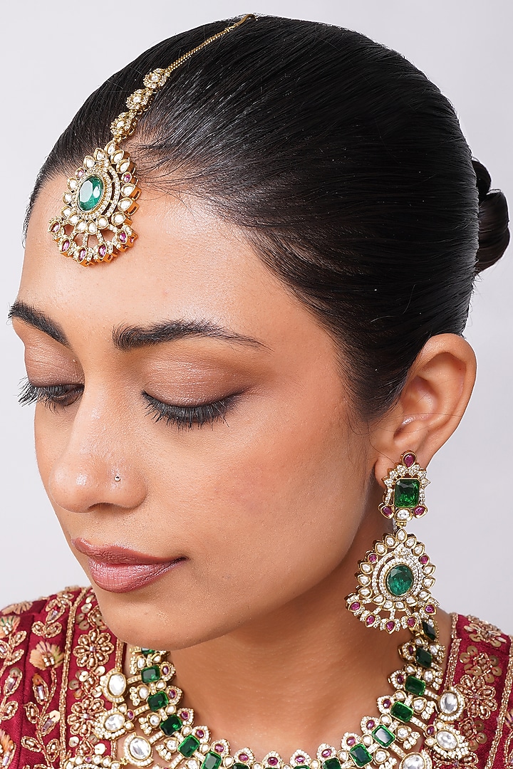 Gold Finish Kundan Polki & Emerald Green Stone Necklace Set by Beryachi at Pernia's Pop Up Shop
