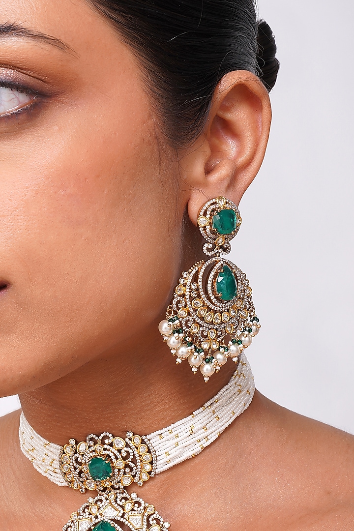 Gold Finish Kundan Polki & Emerald Green Stone Choker Necklace Set by Beryachi at Pernia's Pop Up Shop