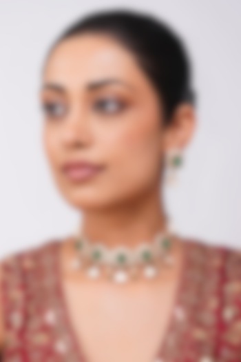Gold Finish Kundan Polki & Emerald Green Stone Choker Necklace Set by Beryachi at Pernia's Pop Up Shop