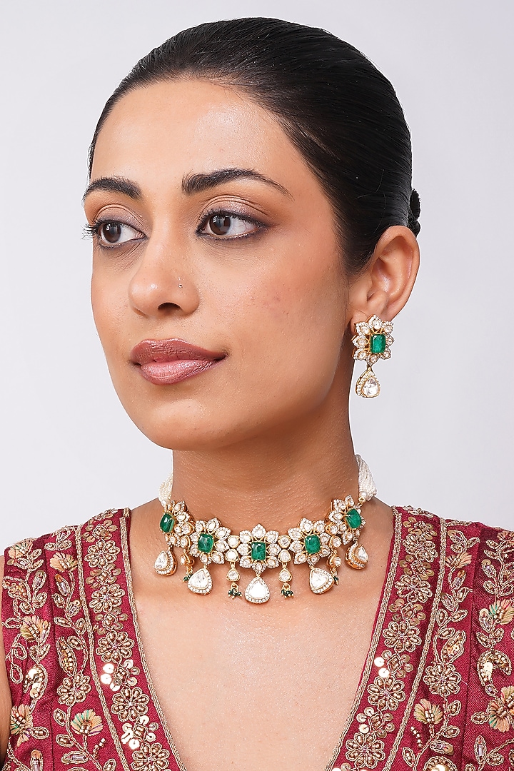 Gold Finish Kundan Polki & Emerald Green Stone Choker Necklace Set by Beryachi at Pernia's Pop Up Shop