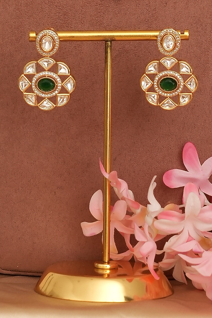 Gold Finish Kundan Polki & Green Stone Pendant Necklace Set by Beryachi at Pernia's Pop Up Shop