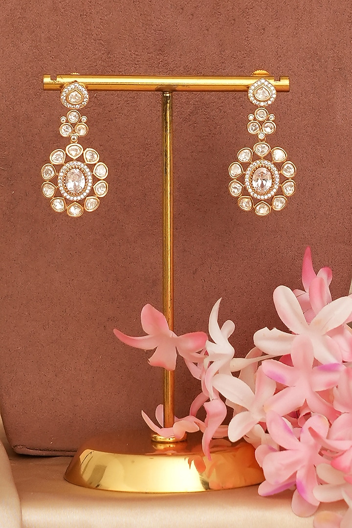 Gold Finish Kundan Polki Pendant Necklace Set by Beryachi at Pernia's Pop Up Shop