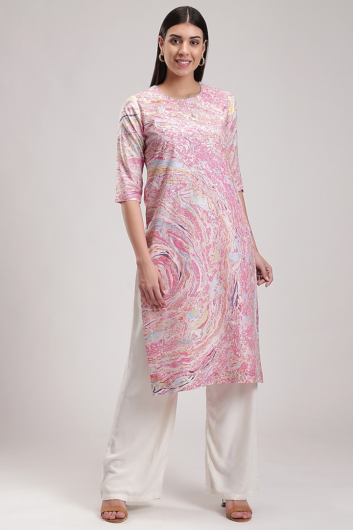 Pink Handcrafted Marble Printed Kurta by Be True