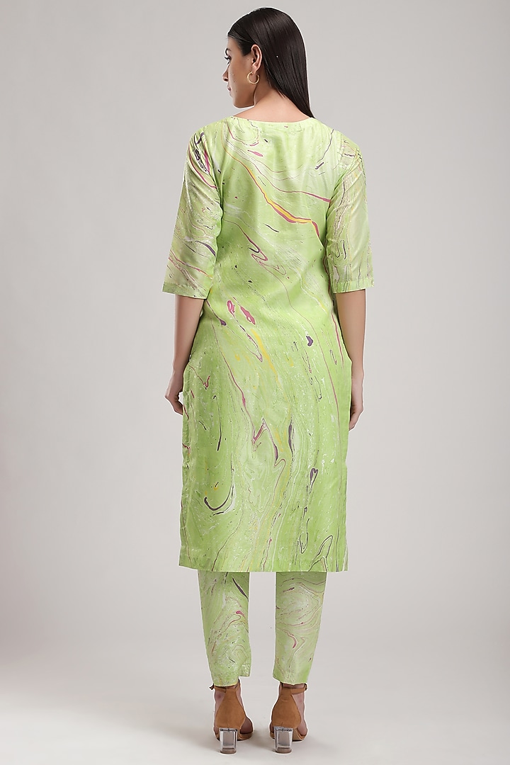 Green Embroidered Kurta Set by Be True at Pernia's Pop Up Shop