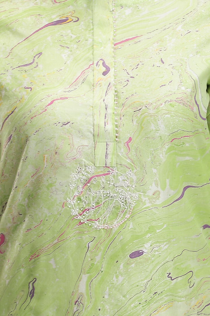 Green Embroidered Kurta Set by Be True at Pernia's Pop Up Shop
