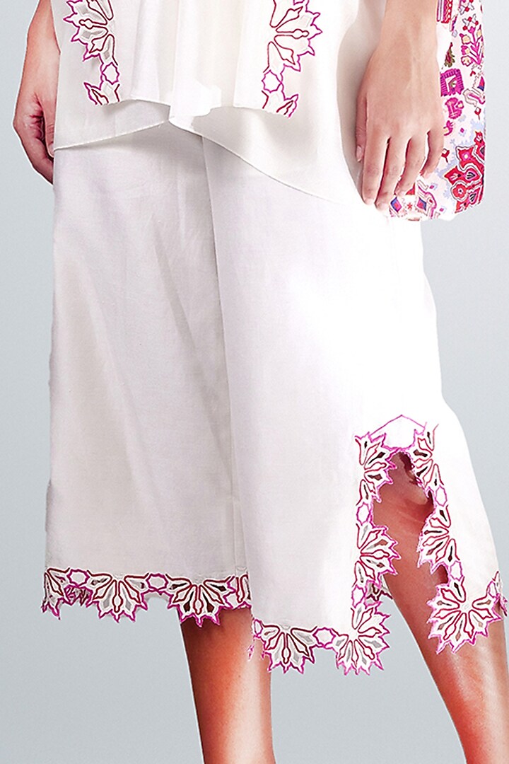 White Silk Chanderi Printed Cape Set by BETRUE at Pernia's Pop Up Shop