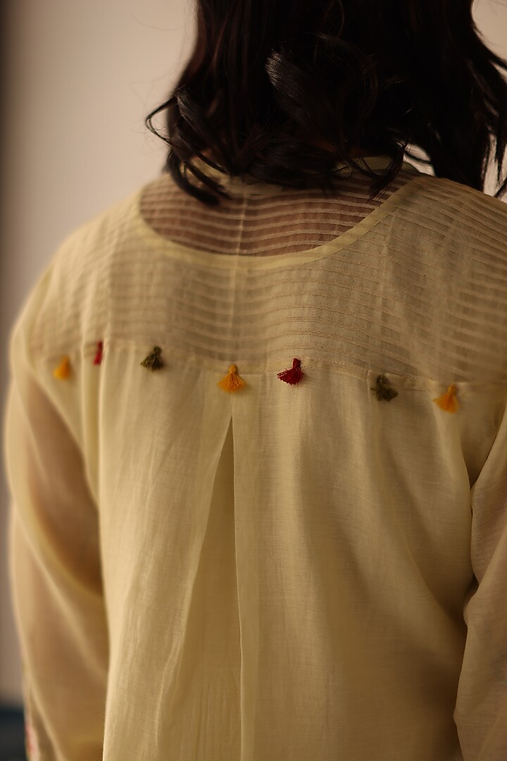 Lemon Yellow Chanderi Hand Embroidered Kurta Set by Begum Pret at Pernia's Pop Up Shop