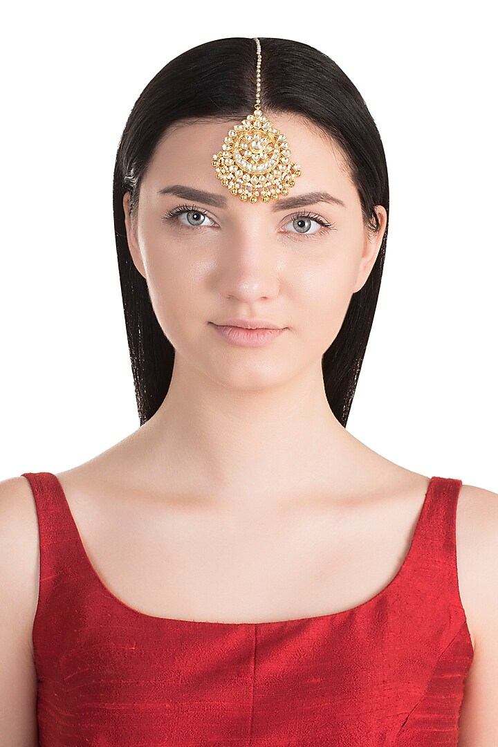 Gold Finish Kundan Maang Tikka by Belsi's Jewellery at Pernia's Pop Up Shop