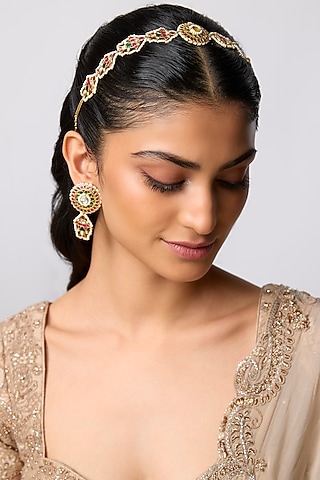 Gold Finish Kundan Polki & Pearl Floral Mathapatti With Earrings by Belsi'S Jewellery