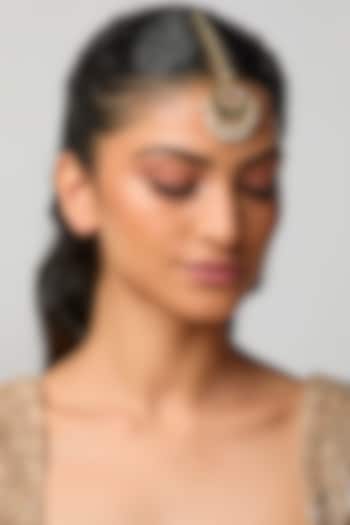 Gold Finish Kundan Polki & Crescent Motif Maangtikka by Belsi'S Jewellery at Pernia's Pop Up Shop