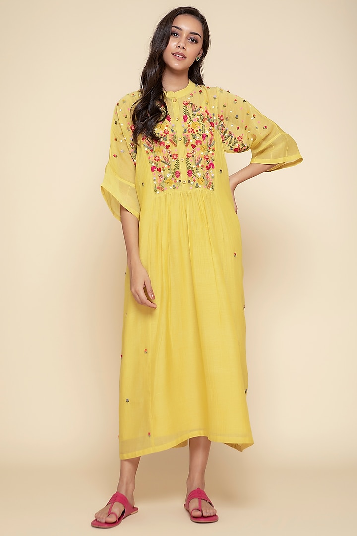 Yellow Embroidered Kurta With Slip by Begum Pret