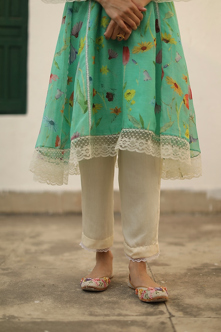 Turquoise Chanderi Floral Printed Kurta Set by Begum Pret at Pernia's Pop Up Shop