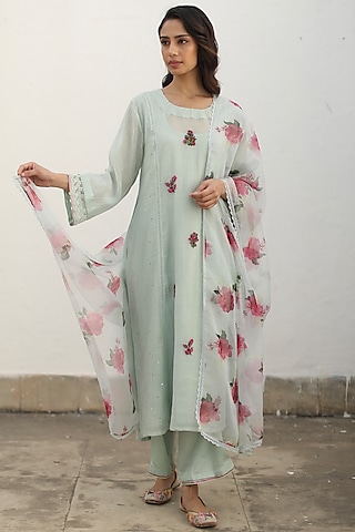 Aqua Chanderi Embroidered Kurta Set by Begum Pret