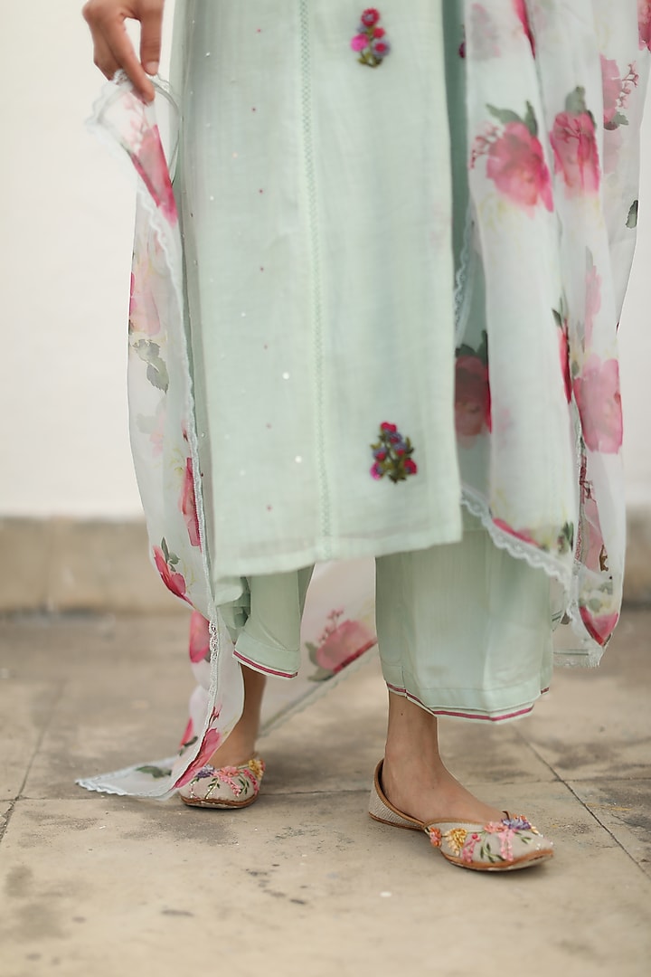Aqua Chanderi Embroidered Kurta Set by Begum Pret at Pernia's Pop Up Shop