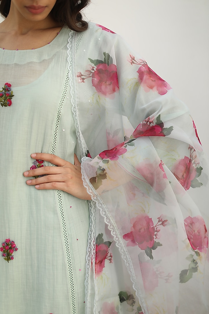 Aqua Chanderi Embroidered Kurta Set by Begum Pret at Pernia's Pop Up Shop