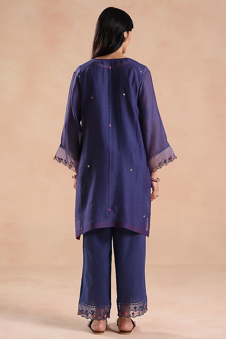 Deep Blue Chanderi Silk Floral Embroidered Kurta Set by Begum Pret at Pernia's Pop Up Shop