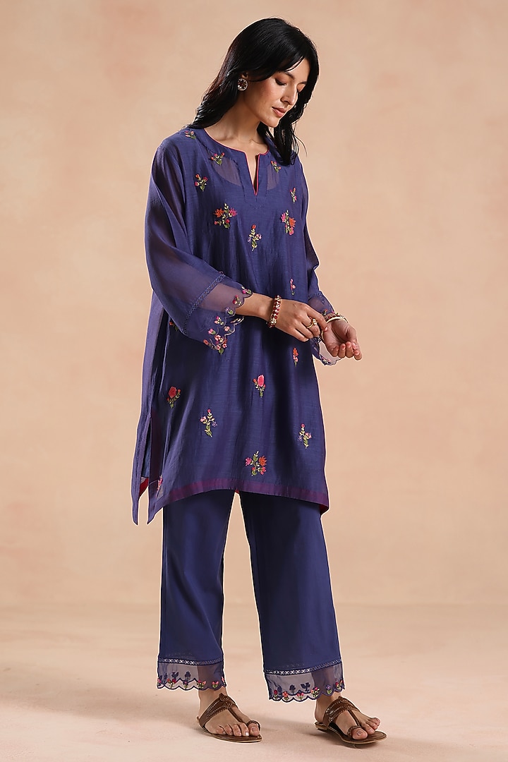 Deep Blue Chanderi Silk Floral Embroidered Kurta Set by Begum Pret at Pernia's Pop Up Shop
