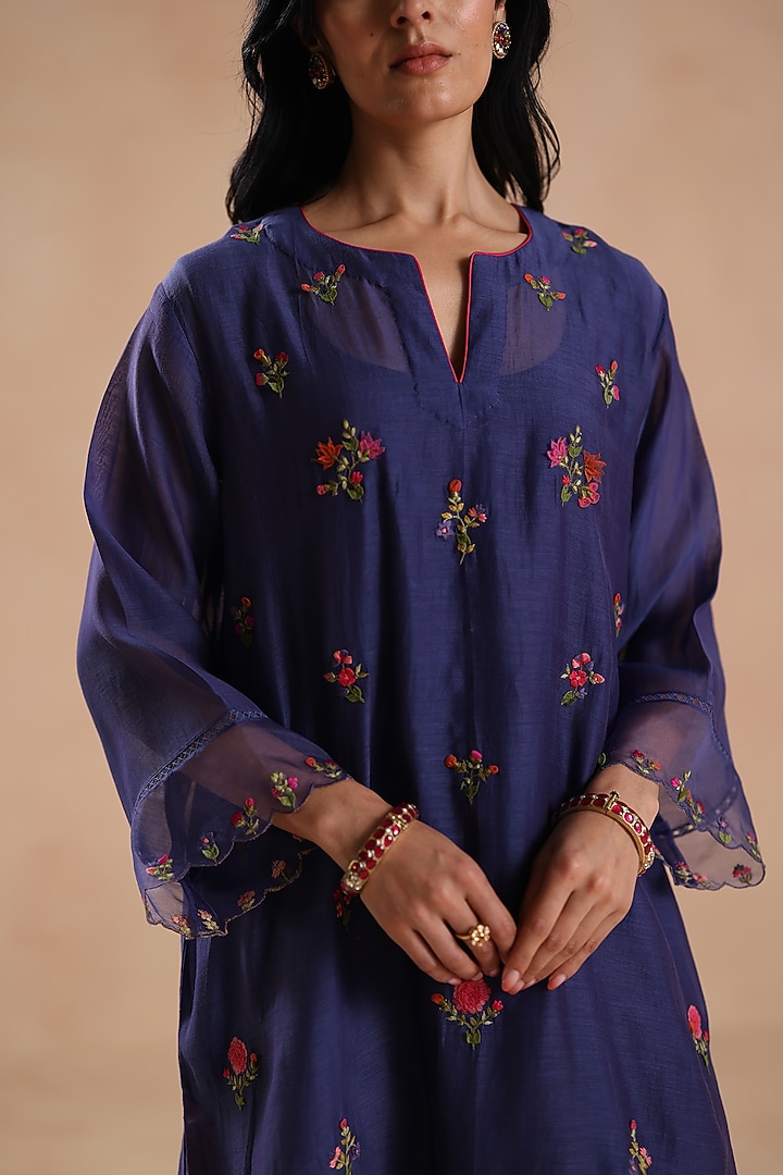 Deep Blue Chanderi Silk Floral Embroidered Kurta Set by Begum Pret at Pernia's Pop Up Shop