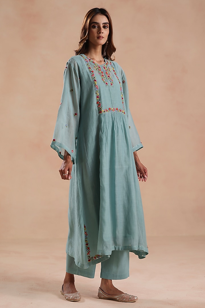 Aqua Blue Chanderi Silk Floral Embroidered Kurta Set by Begum Pret at Pernia's Pop Up Shop